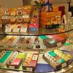 recommendations for カステラの銀装 日本橋高島屋店
