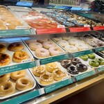 クリスピー・クリーム・ドーナツ 新宿東宝ビル店的實拍圖