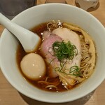 らぁ麺 はやし田 赤羽店的实拍图