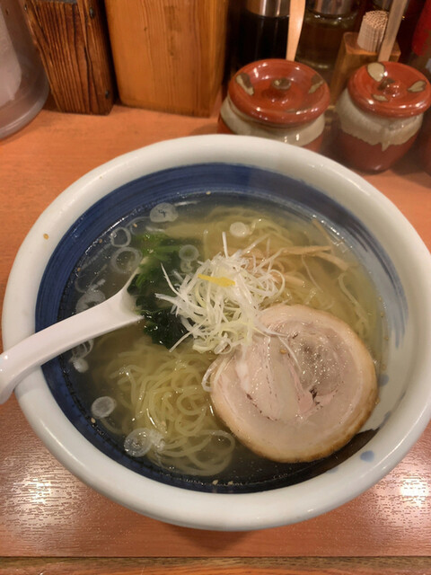 俺流塩らーめん 渋谷総本店的实拍高清图