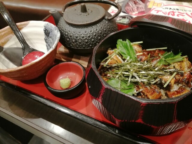 宇奈とと 大阪本町店的實拍高清圖