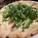 Pizzeria Bar Trico 新橋本店的实拍图