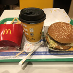 マクドナルド 池袋西口店的实拍图