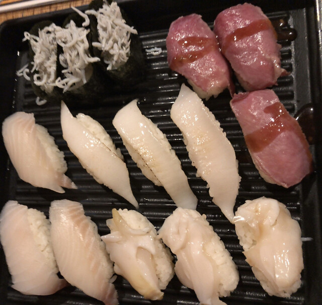 個室で愉しむ寿司食べ放題居酒屋 魚っ酒 札幌店的實拍高清圖