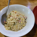 有吉商店 渡辺通り店的实拍图