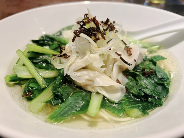 鶏そば・ラーメン Tonari的實拍高清圖