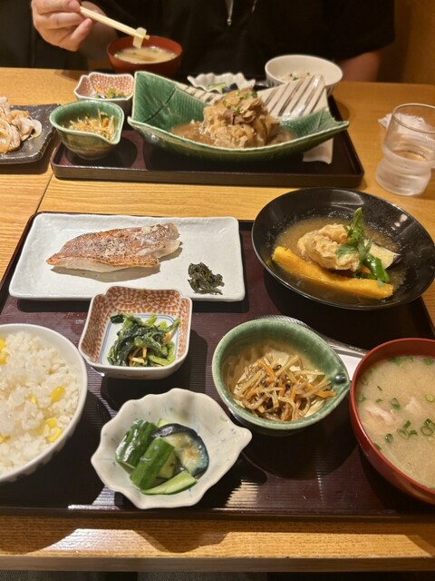 寅福 ルミネ新宿店的實拍高清圖