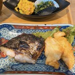 よこぼり食堂的實拍圖