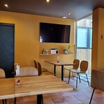モニュセドカフェ的实拍图