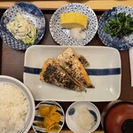 焼魚定食と釜戸ごはん 梅田食堂的實拍圖
