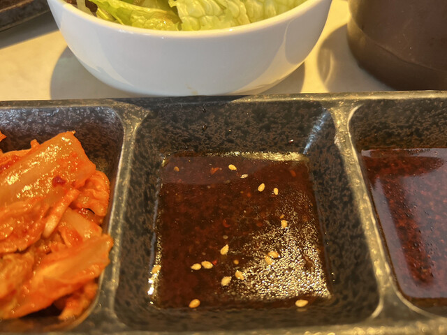 recommendations image for 炭火焼肉HONMACHI