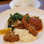洋食 まどい食堂的实拍图