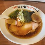 コクミンショクドウ的实拍图