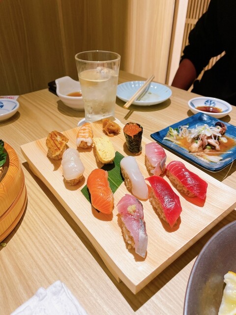 全席個室 鮨と酒日和 ととうお 秋葉原駅前店的實拍高清圖