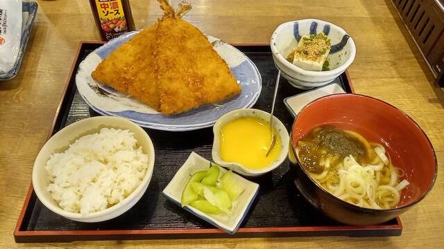 磯丸水産 北千住西口駅前店的實拍高清圖