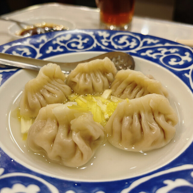 伯爵の肉団子 新宿御苑店的实拍高清图