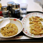 餃子の王将 池袋東口店的實拍圖
