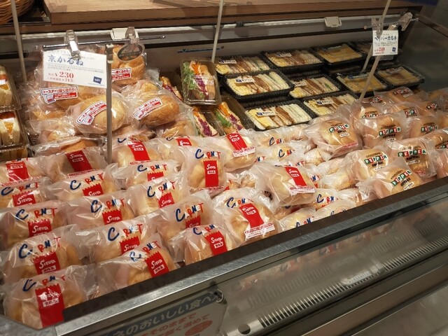 志津屋 京阪樟葉店的實拍高清圖