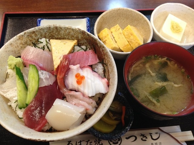 ろばた焼つきじ 島根店的實拍高清圖