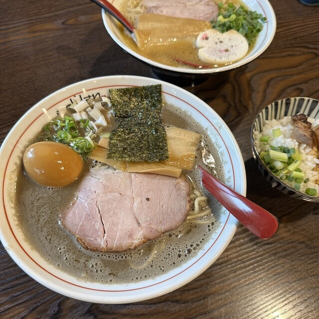 らー麺 山さわ的实拍高清图