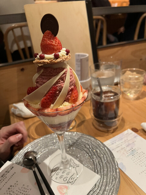 夜パフェ専門店 Parfaiteria beL 福岡的實拍高清圖