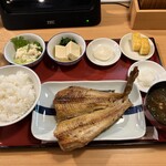 炭火焼魚定食と釜戸ごはん 天四食堂的實拍圖