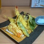 元祖ぶっち切り寿司 魚心 心斎橋店的實拍圖