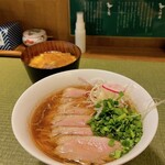 らーめん 鴨&葱的实拍图