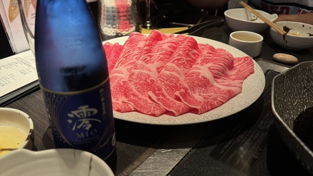 銀座しゃぶ輝 黒毛和牛しゃぶしゃぶ専門店的實拍高清圖