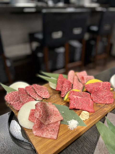 板前焼肉 赤と霜的實拍高清圖