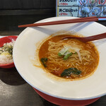 recommendations for 真っ赤ならーめん とまこ 枚方店