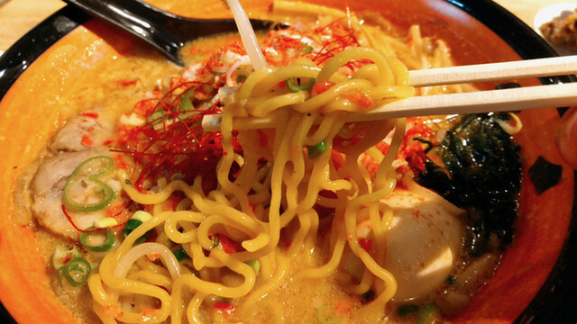 麺や 虎鉄 豊岡店的實拍高清圖