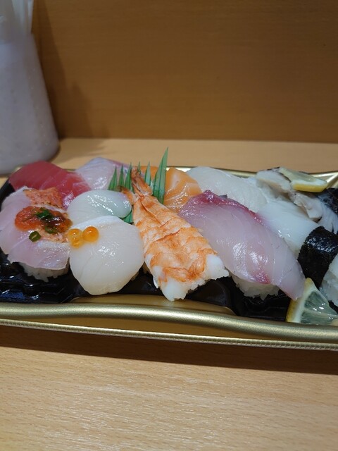 黒門すし酒場 花神総本店的實拍高清圖