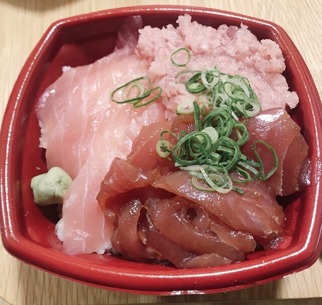 丼丸 関目店的實拍高清圖