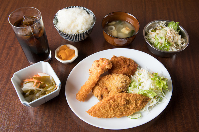 かみおか食堂的實拍高清圖