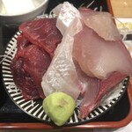 魚菜はざま的實拍圖