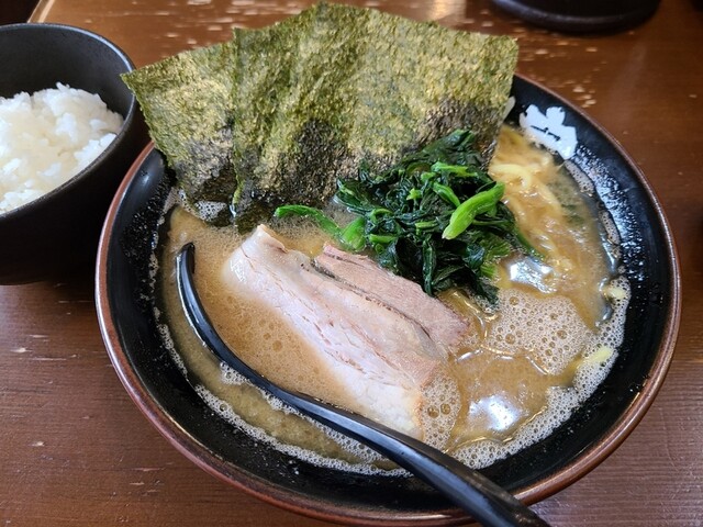 横浜家系ラーメン王子家的實拍高清圖
