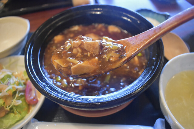 中国料理 かしの木的实拍高清图