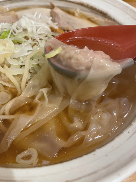 ワンタンメンの満月 三鷹店的实拍高清图