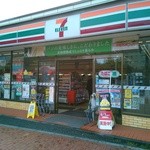 セブンイレブン 調布飛田給駅北口店的实拍图