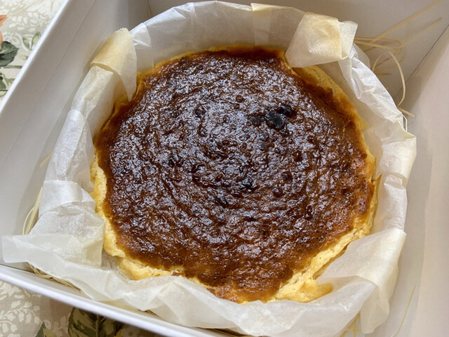 recommendations image for BASQUE CHEESE CAKE ENRIKE