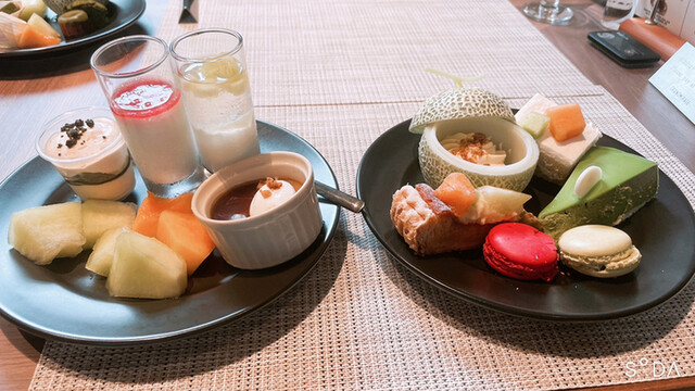 recommendations image for F&J×THE CORNER ROOM