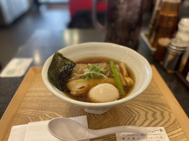 サッポロ ラーメン ハチ的实拍高清图