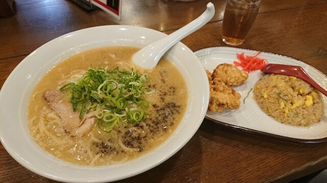 らーめん 熊五郎 せんちゅうパル店的實拍高清圖