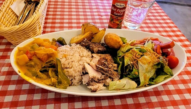 CARIBBEAN RESTAURANT SUNNY CAFE的實拍高清圖