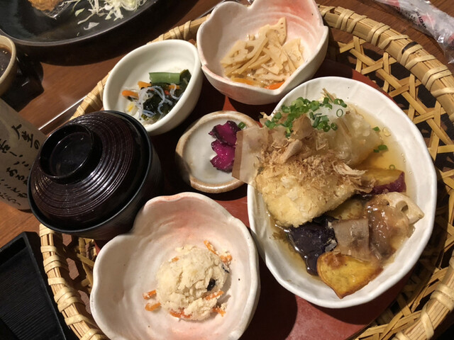 ご飯ととろろ とろ麦 浅草EKIMISE店的實拍高清圖