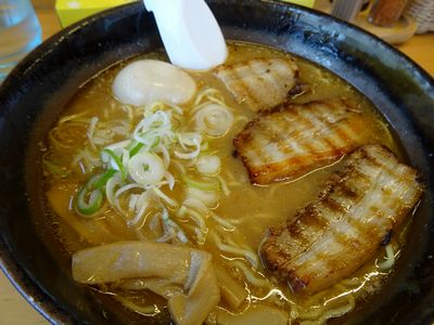 ラーメン かまじい的实拍图