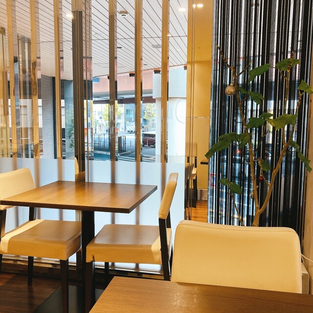 WHIZ CAFE的实拍高清图