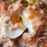 吉祥寺 肉ドレス海鮮丼 渋谷道玄坂店的實拍圖