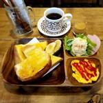 カフェドレザミ的实拍图